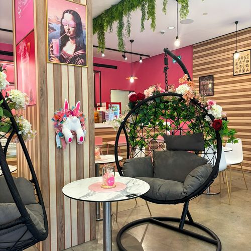 NOVIDADE! O Henri's é a nova cafetaria do Designer Outlet Algarve! Com uma esplanada fantástica e uma atmosfera...